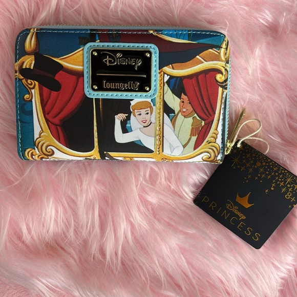 Loungefly Disney Cinderella Scenes Zip Around Wallet - Picture 5 of 12